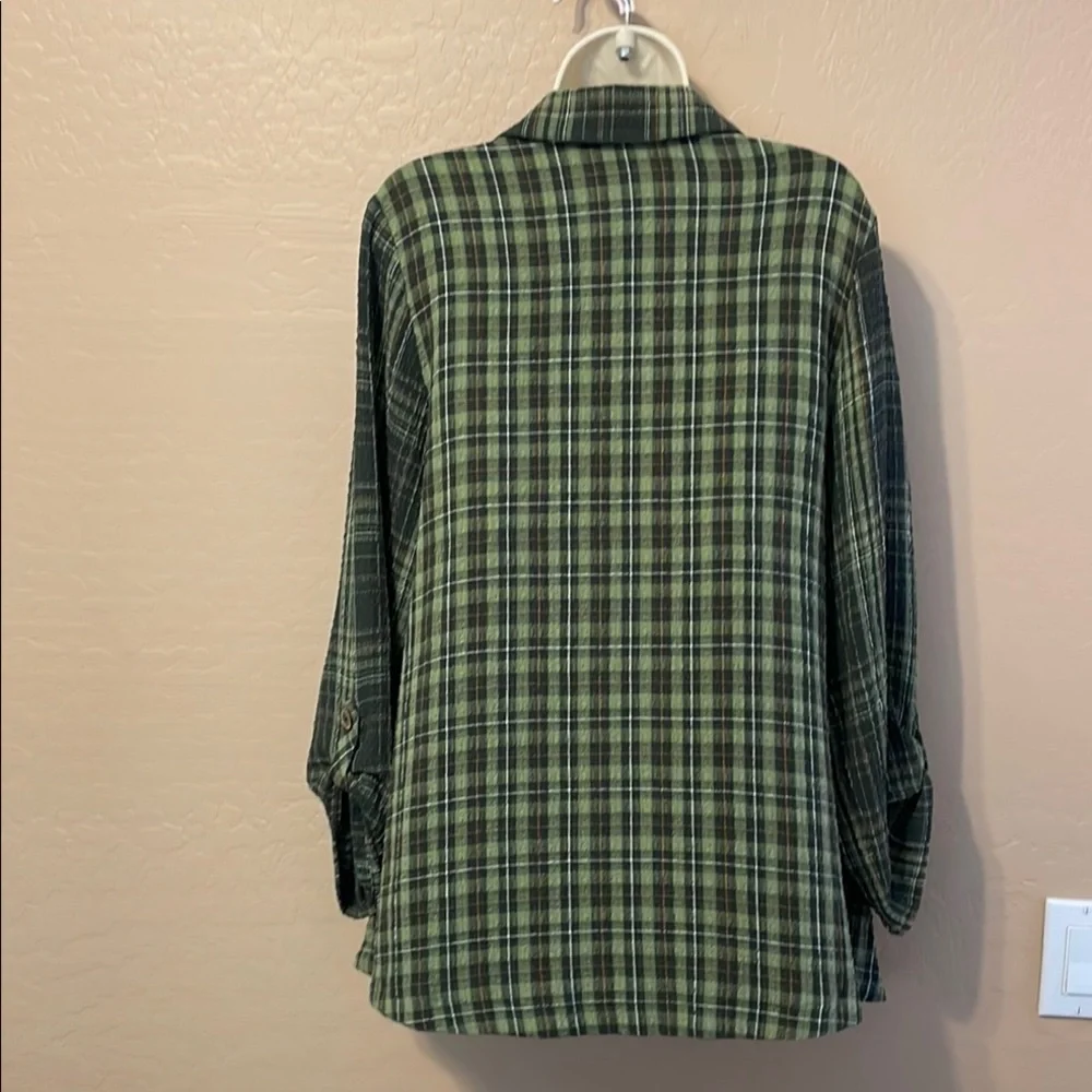 Habitat Green Plaid 3/4 Button Shirt size medium excellent condition - Picture 5 of 7